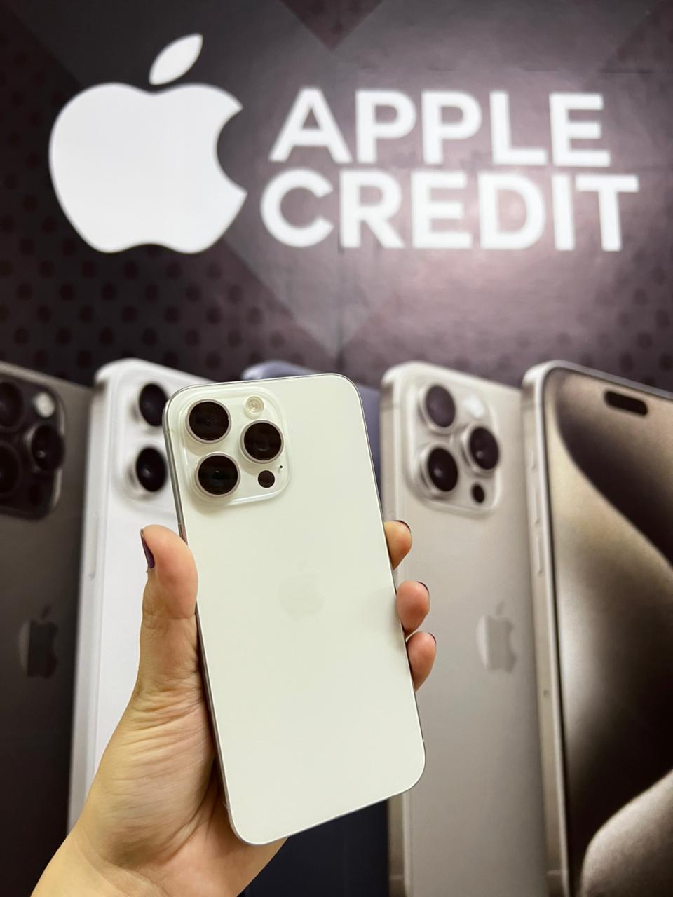 iPhone 15 Pro Max usado seleccionado