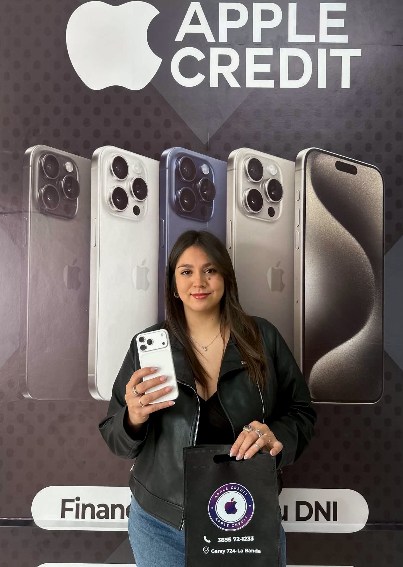 Sofía de La Banda con su iPhone 17 Pro Max financiado solo con DNI